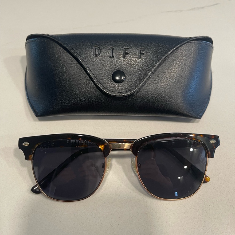 DIFF Sunglasses